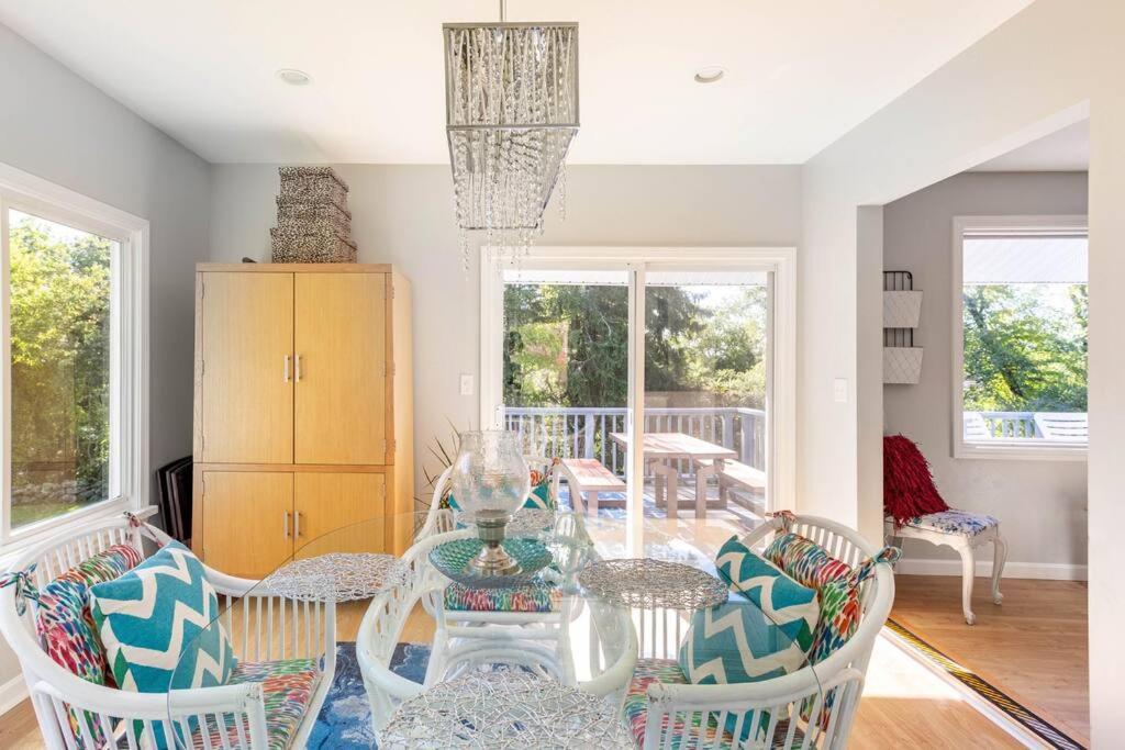 Unique Retreat With Private Patio, 4 King Beds And Bbq Vila Groton Exterior foto